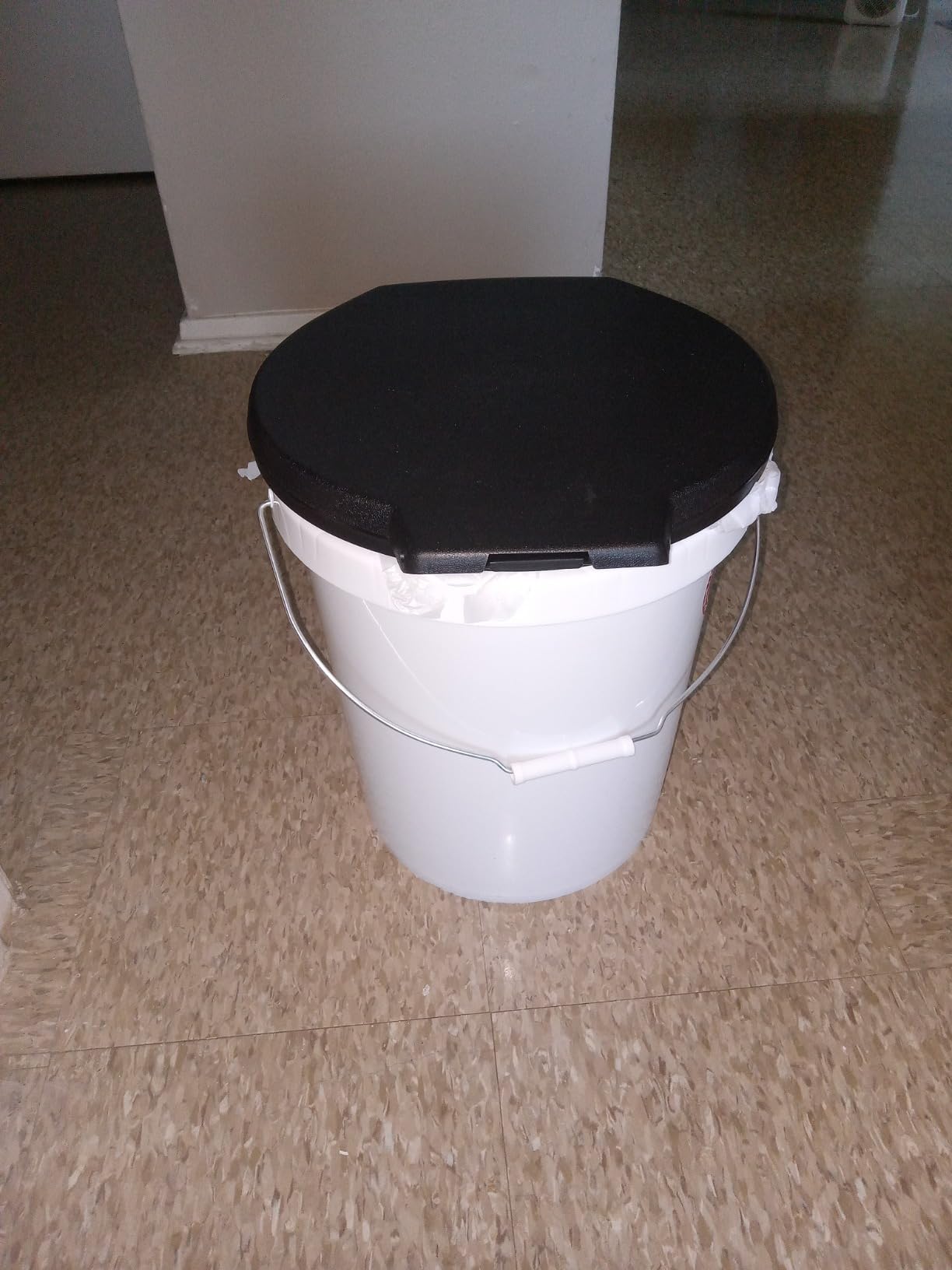 Portable Emergency Toilet Seat for 5 Gallon Buckets Outdoor Camping Snap on Luggable Loo Toilet Cover for Adults and Kids customer photo 2
