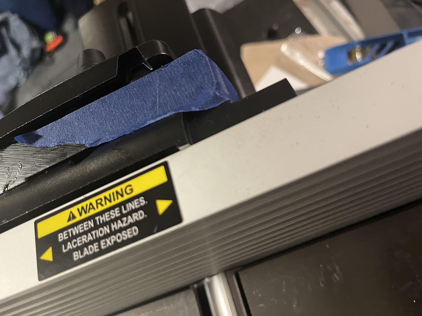 Wahuda Tools Jointer - 8-inch Benchtop Wood Jointer, Spiral Cutterhead Portable Jointer, Cast Iron Tables w/Pull Out Extensions, 4-Sided Carbide Tips & 10amp Motor, Woodworking Tools (50180CC-WHD) customer photo 2