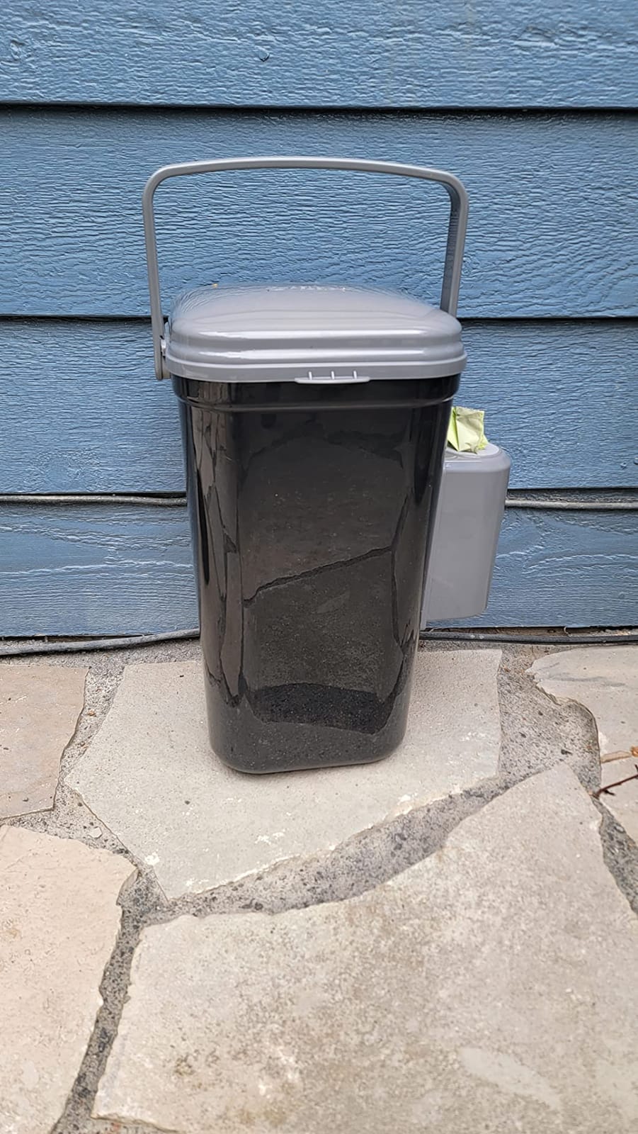 PetFusion Outdoor Pet Waste Disposal, Innovative Dog Poop Trash Can with Locking Handle, With Deodorizer, Built-in Poop Bag Holder, 5 Bags Included. customer photo 1