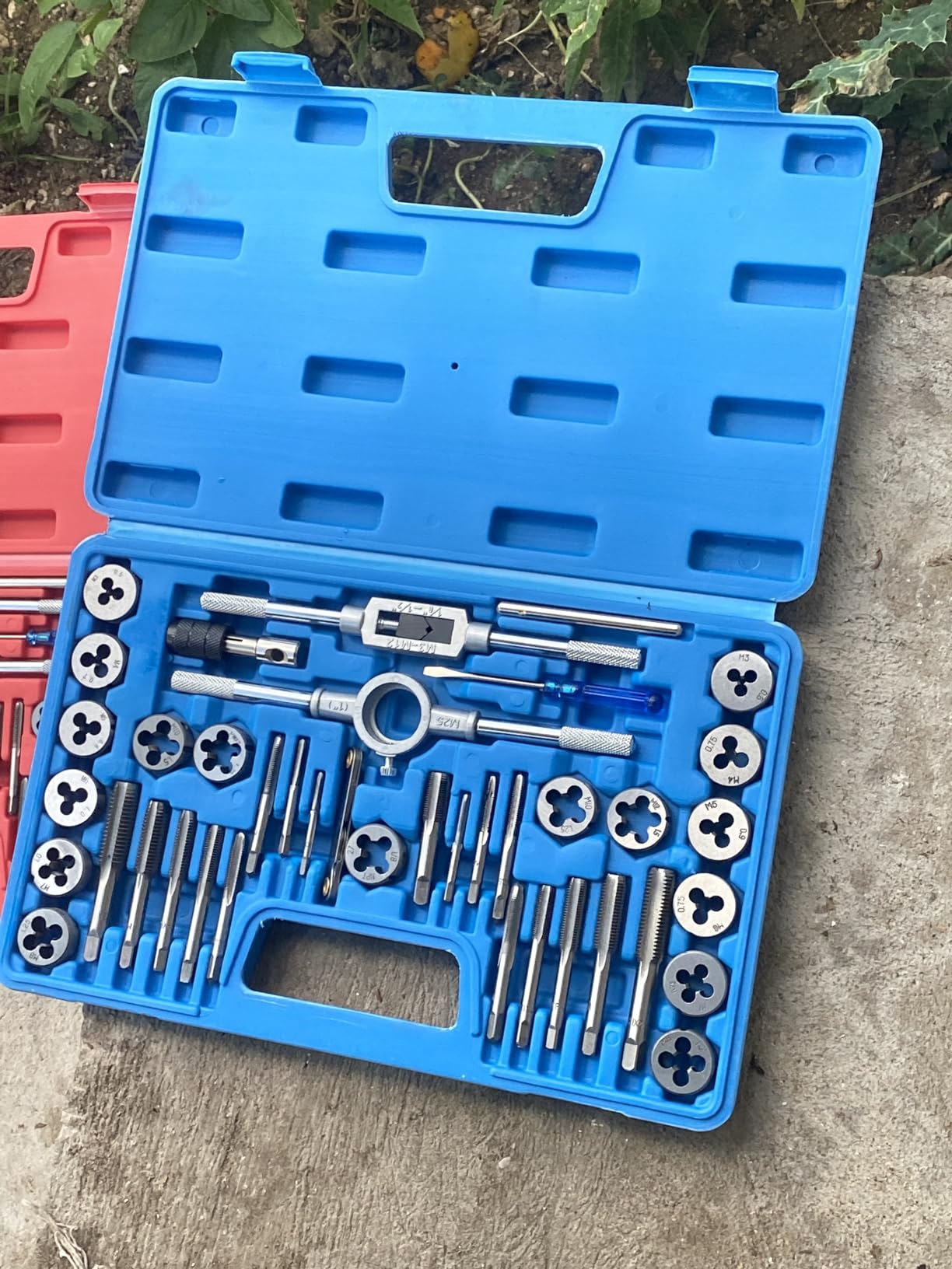Anfrere 80pcs Tap and Die Set for Cutting External and Internal Threads customer photo 2