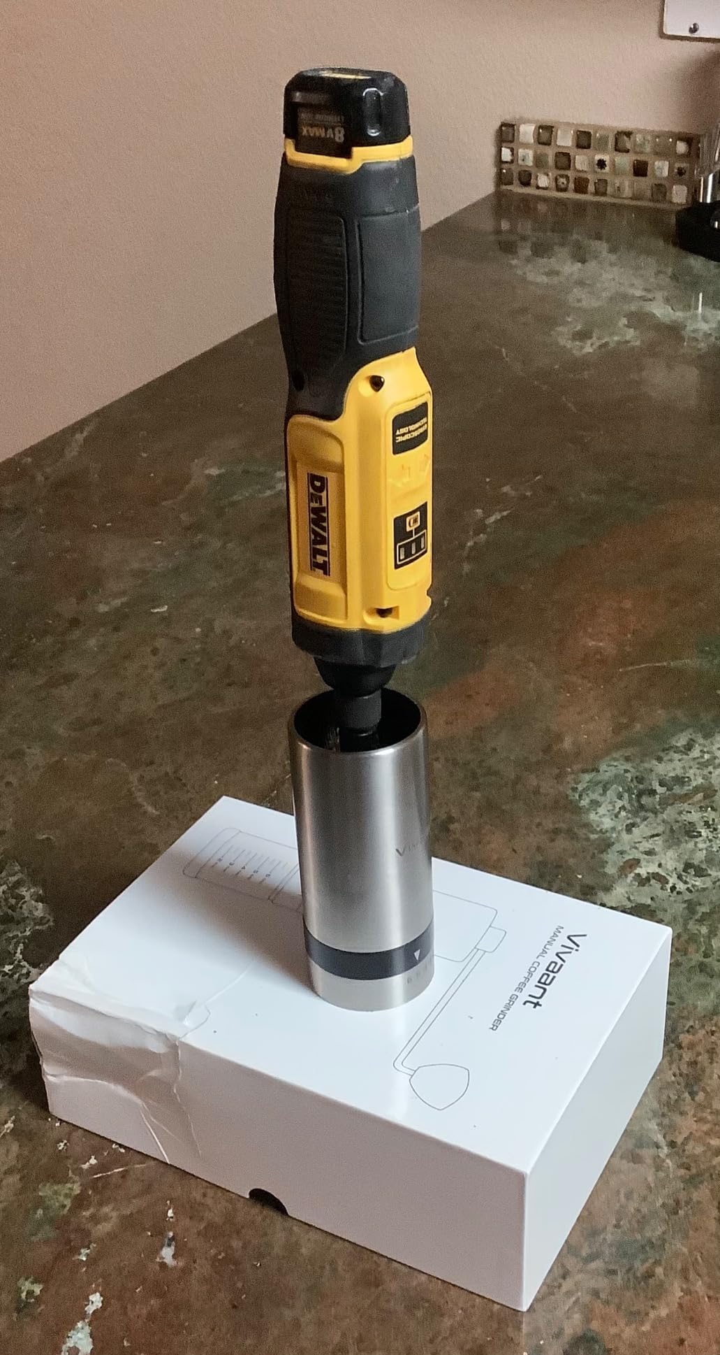 Vivaant Manual Coffee Grinder Hand Crank, Stainless Steel Conical Burr Mill customer photo 1