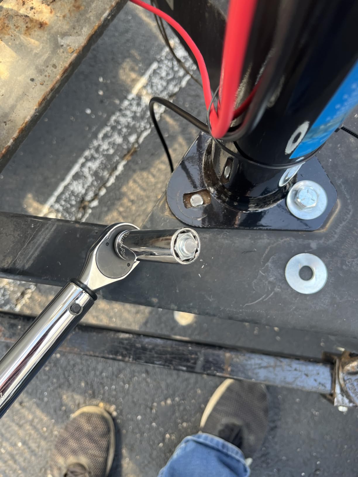 POLESTAR Electric Trailer Jack, 5000lbs Electric Power A-Frame Tongue Jack customer photo 1