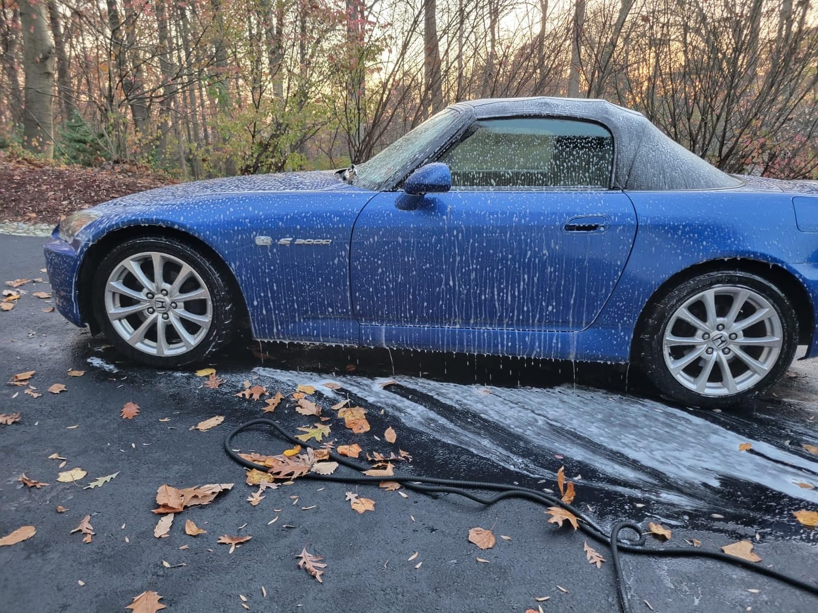 Griot's Garage Brilliant Finish Snow Foam, Foaming Car Wash Soap for Deep Cleaning and Glossy Shine, Use with Foam Cannons or Foaming Sprayers, 10848, 48oz customer photo 1