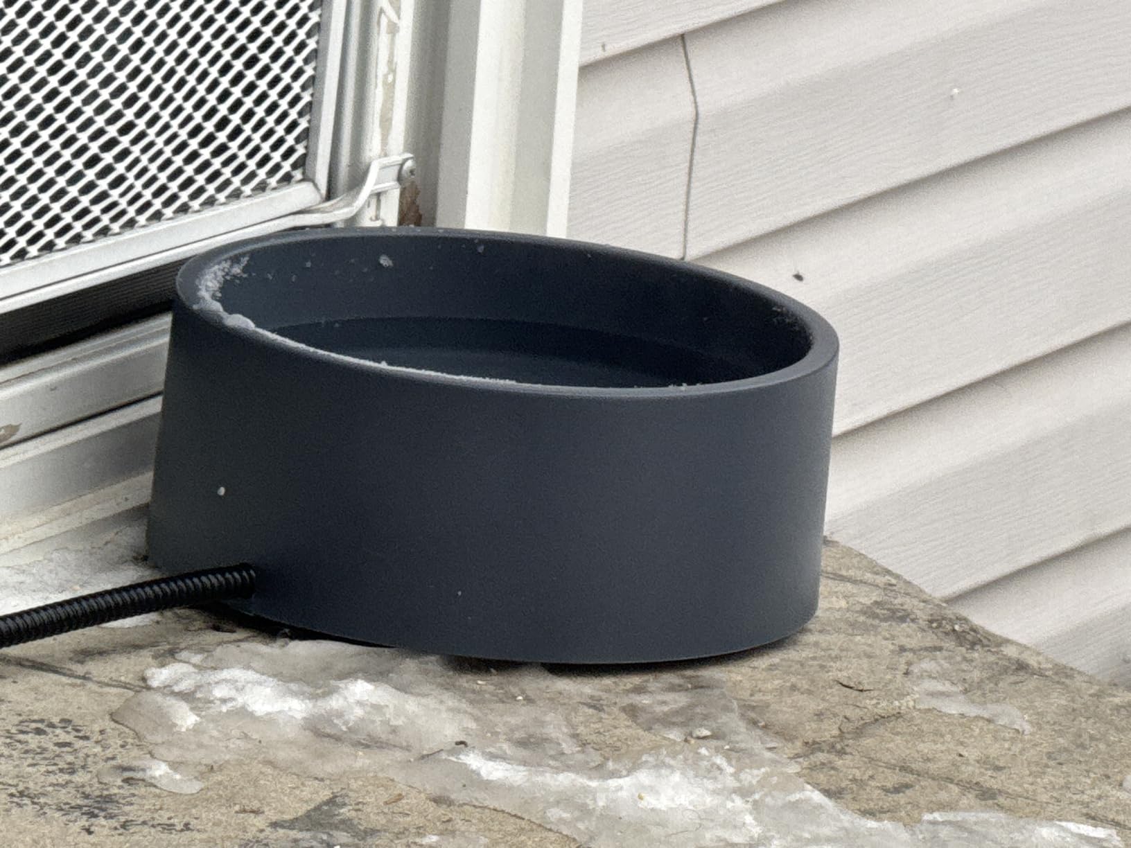 Large Heated Water Bowl, Outdoor Heated Dog Bowl with Chew Resistant Power Cord, Thermal Bowl Provide Drinkable Water in Winter, Heated Pet Bowl for Cat Rabbit Chicken Duck Squirrel 0.85 Gal customer photo 1