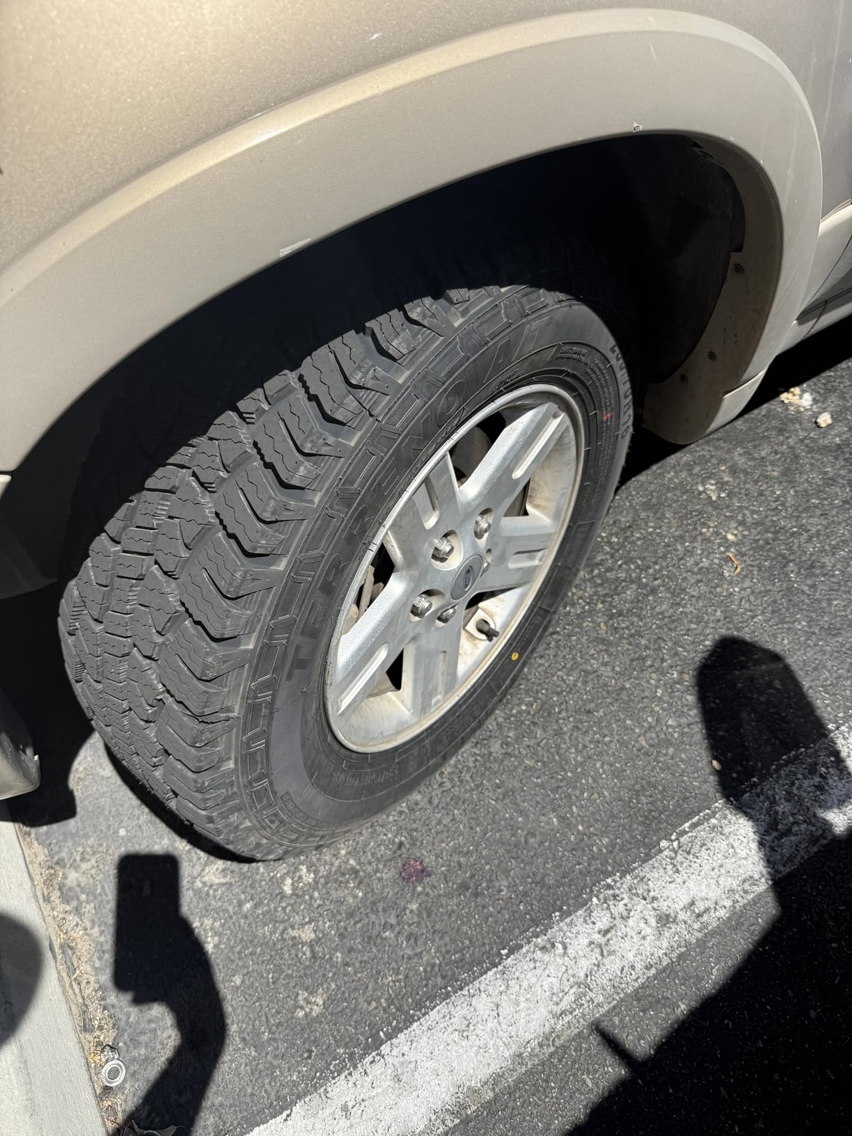 Set of 4 Finalist Terreno A/T LT275/65R20 126/123S 10 Ply All Terrain Tires customer photo 2