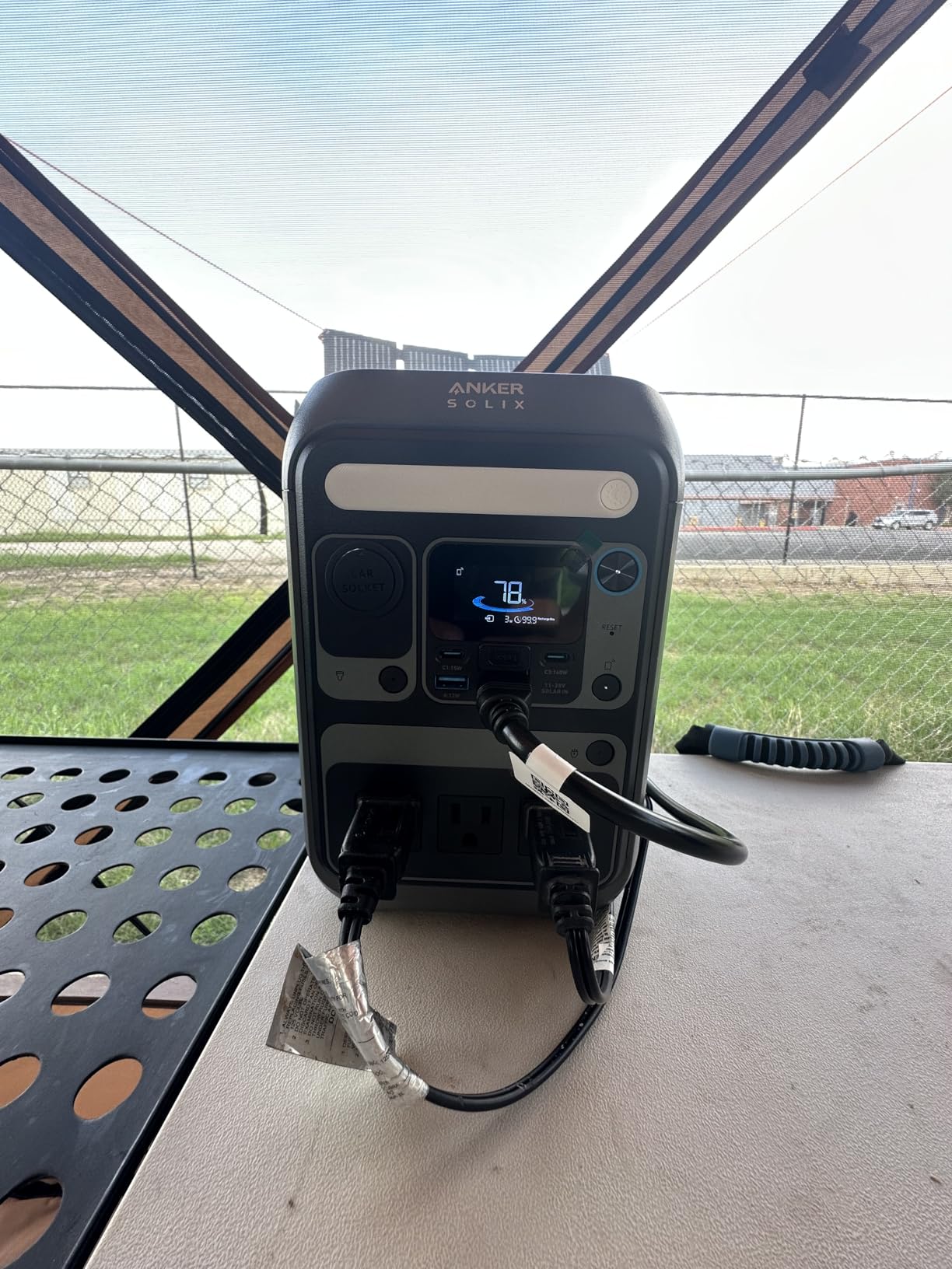 Anker SOLIX C300 Portable Power Station with 60W Solar Panel, 288Wh, 300W customer photo 1