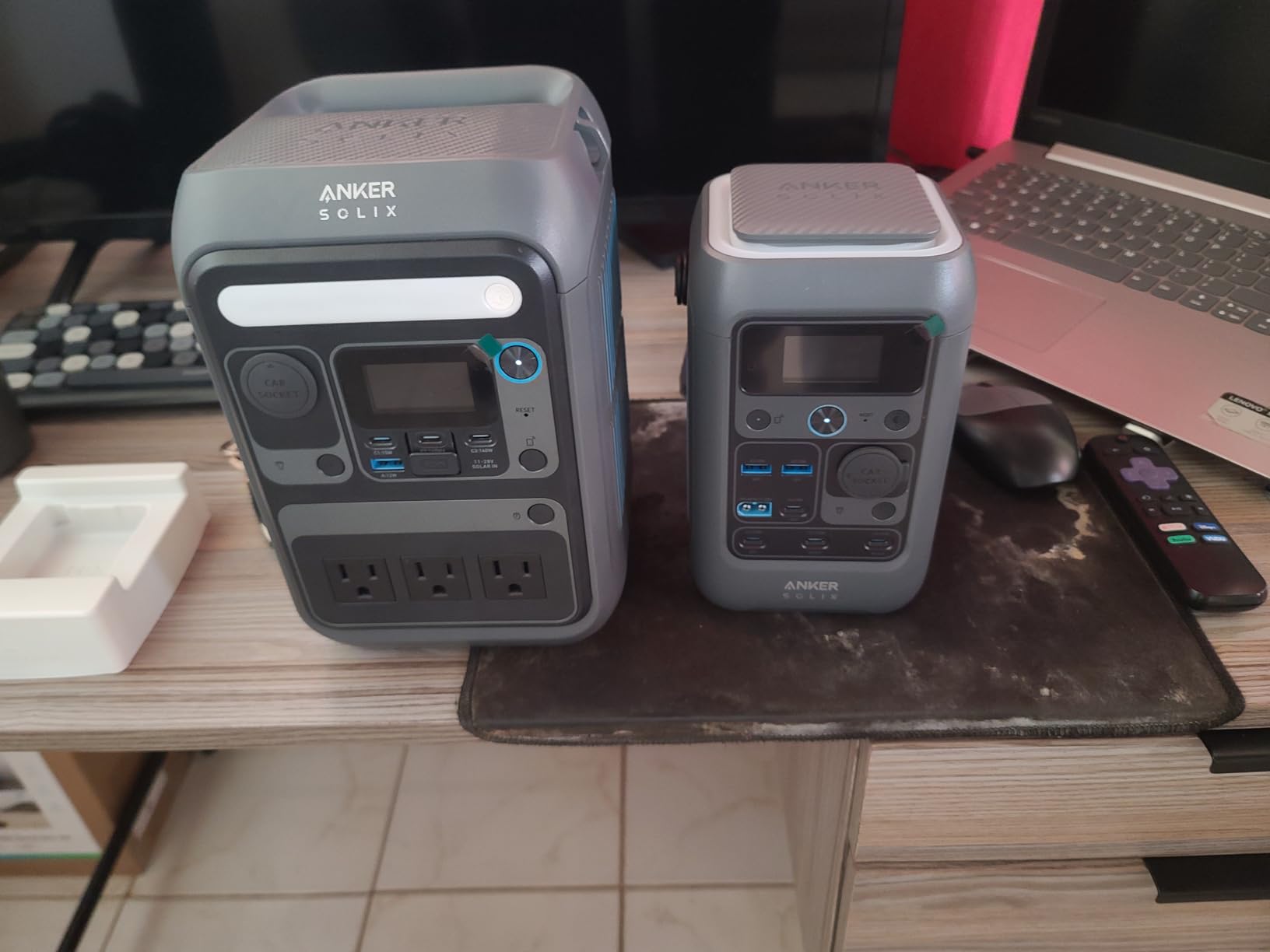 Anker SOLIX C300 Portable Power Station with 60W Solar Panel, 288Wh, 300W customer photo 2