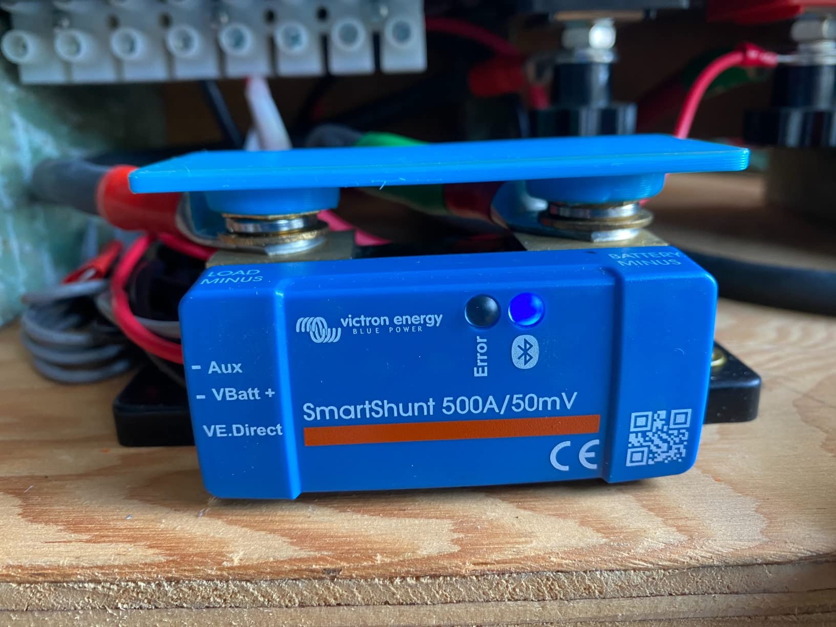 Victron Energy SmartShunt IP65 Battery Monitor (Bluetooth) - Victron Smart Shunt - 6.5V-70V, 300 amp customer photo 1