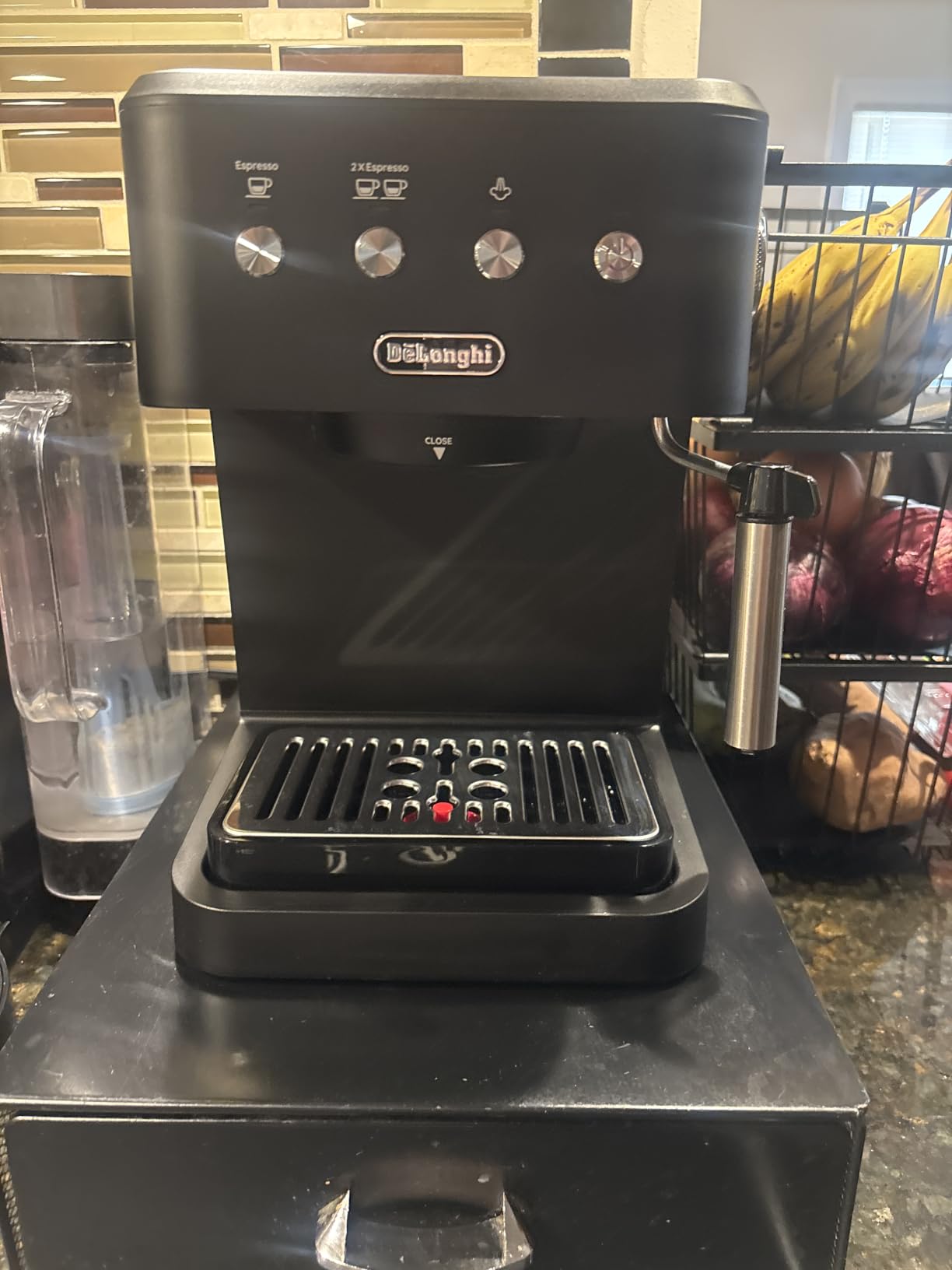 De'Longhi Classic Signature Espresso Machine, Adjustable Milk Frother customer photo 2