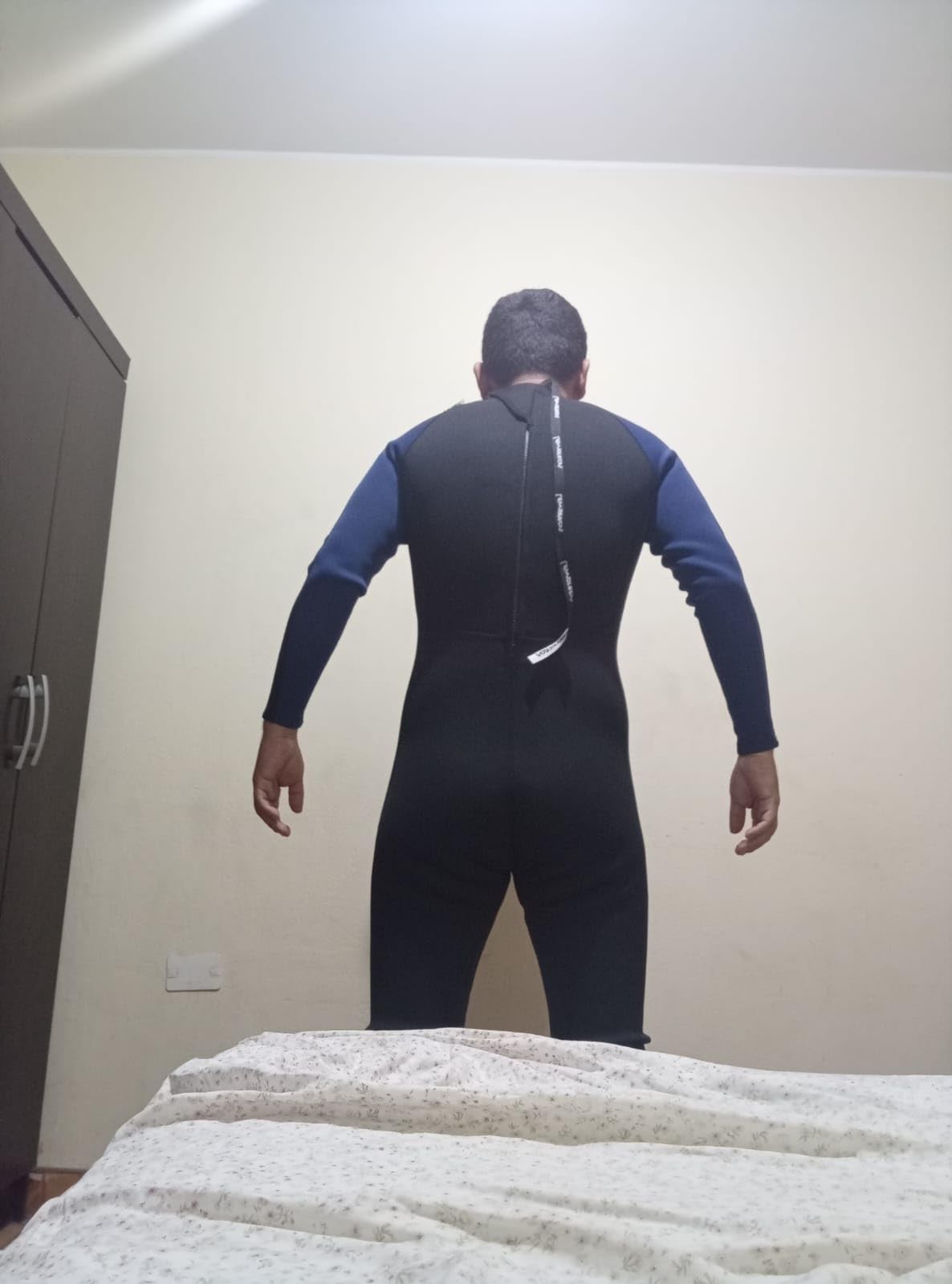 Lemorecn Men's Wetsuit 3/2mm and 5/4mm,Full Wetsuits for Men,Men‘s 3mm Full Wetsuit Front Zip for Diving Snorkeling Surfing Swimming customer photo 1