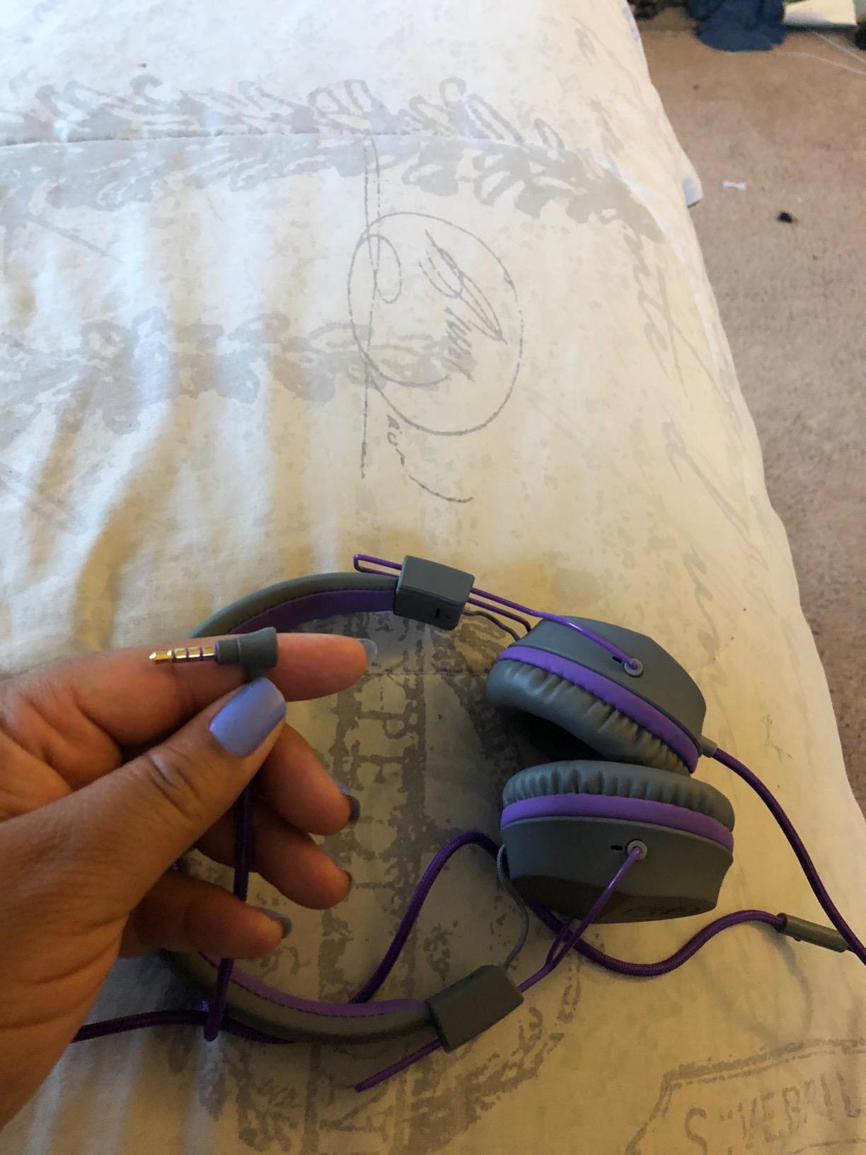 JLab JBuddies Studio Kids on-Ear Wired Headphones with mic, Volume Limiter, Folding, Adjustable, Noise Isolation, Blue/Green customer photo 1