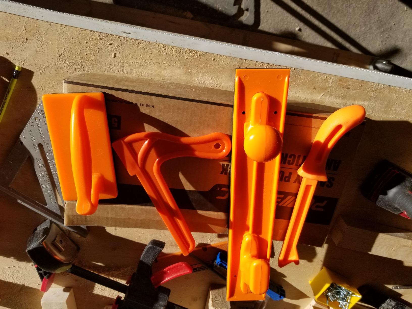 POWERTEC Grab Push Block with Retractable Holder, Anti-Slip Pad & Offset Handle for Improves Control. Ideal for Table Saws, Router Tables, Band Saws, Jointers & Fence Systems (71794) customer photo 1