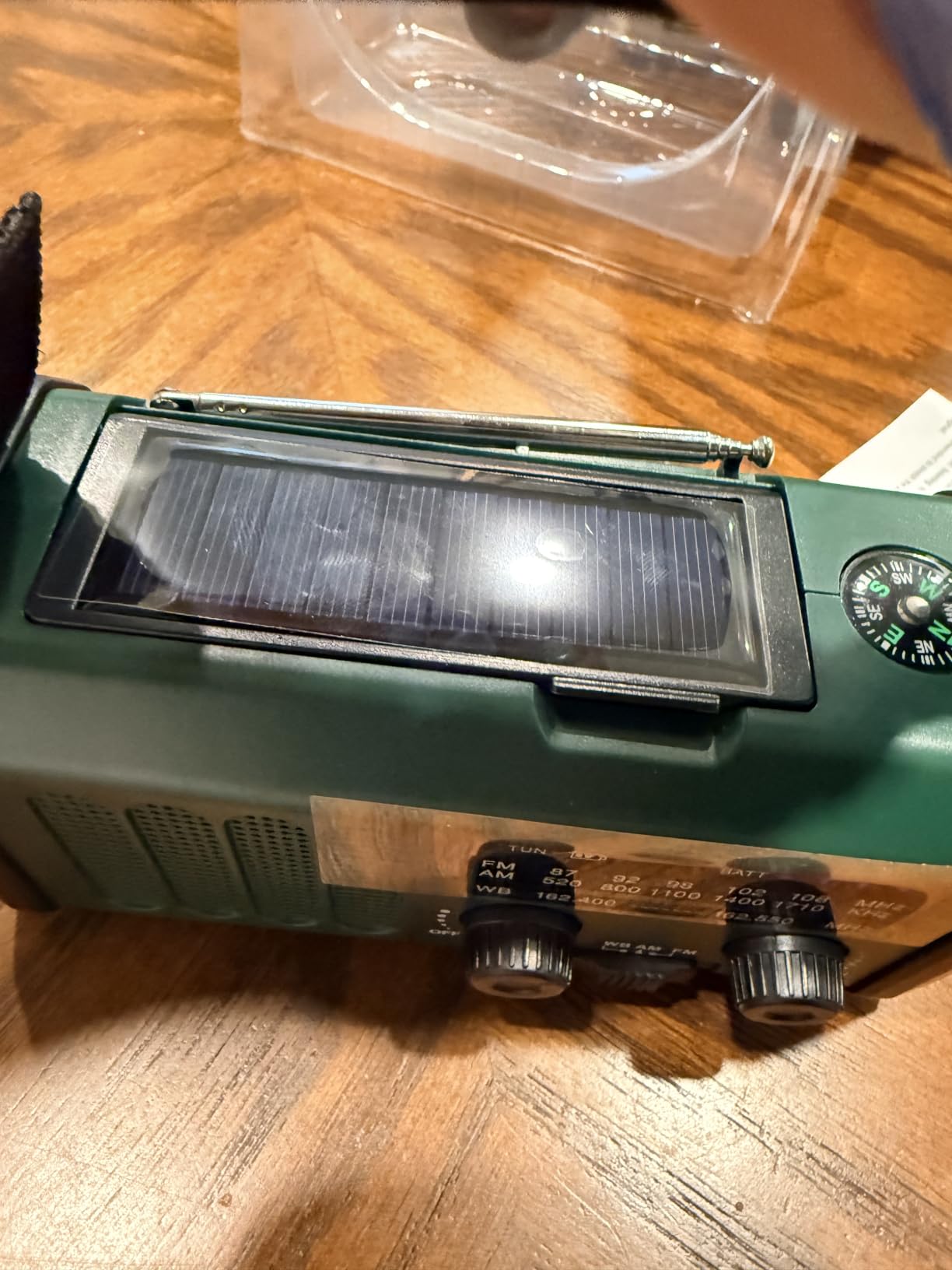 NOAA Weather Radio 20000mAh Emergency Hand Crank Solar Radio AM/FM customer photo 2