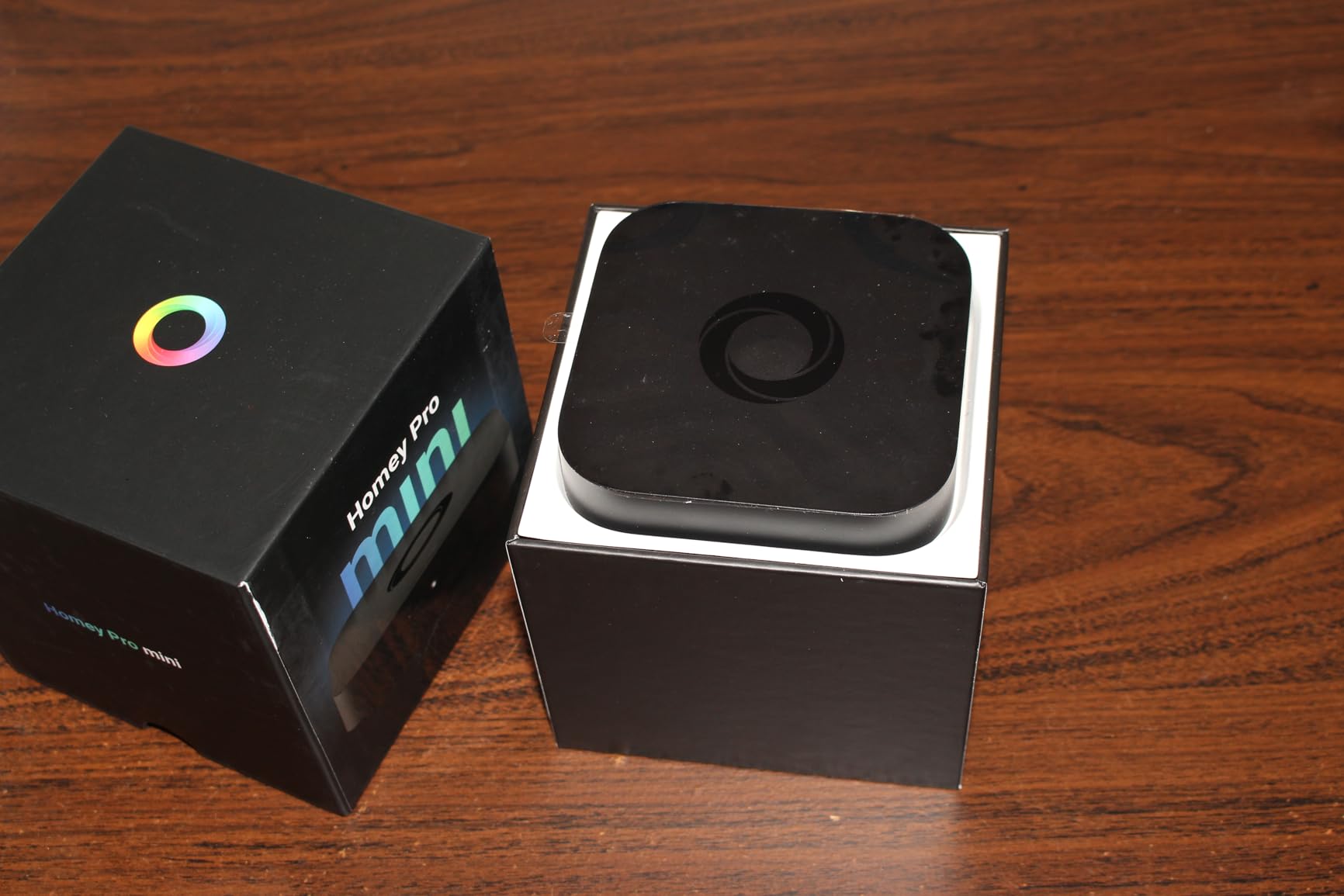Homey Pro mini | Smart Home Hub for Home Automation – Features Zigbee, Ethernet, Matter & Thread. Compatible with Apple Siri, Amazon Alexa & Google Home. customer photo 1