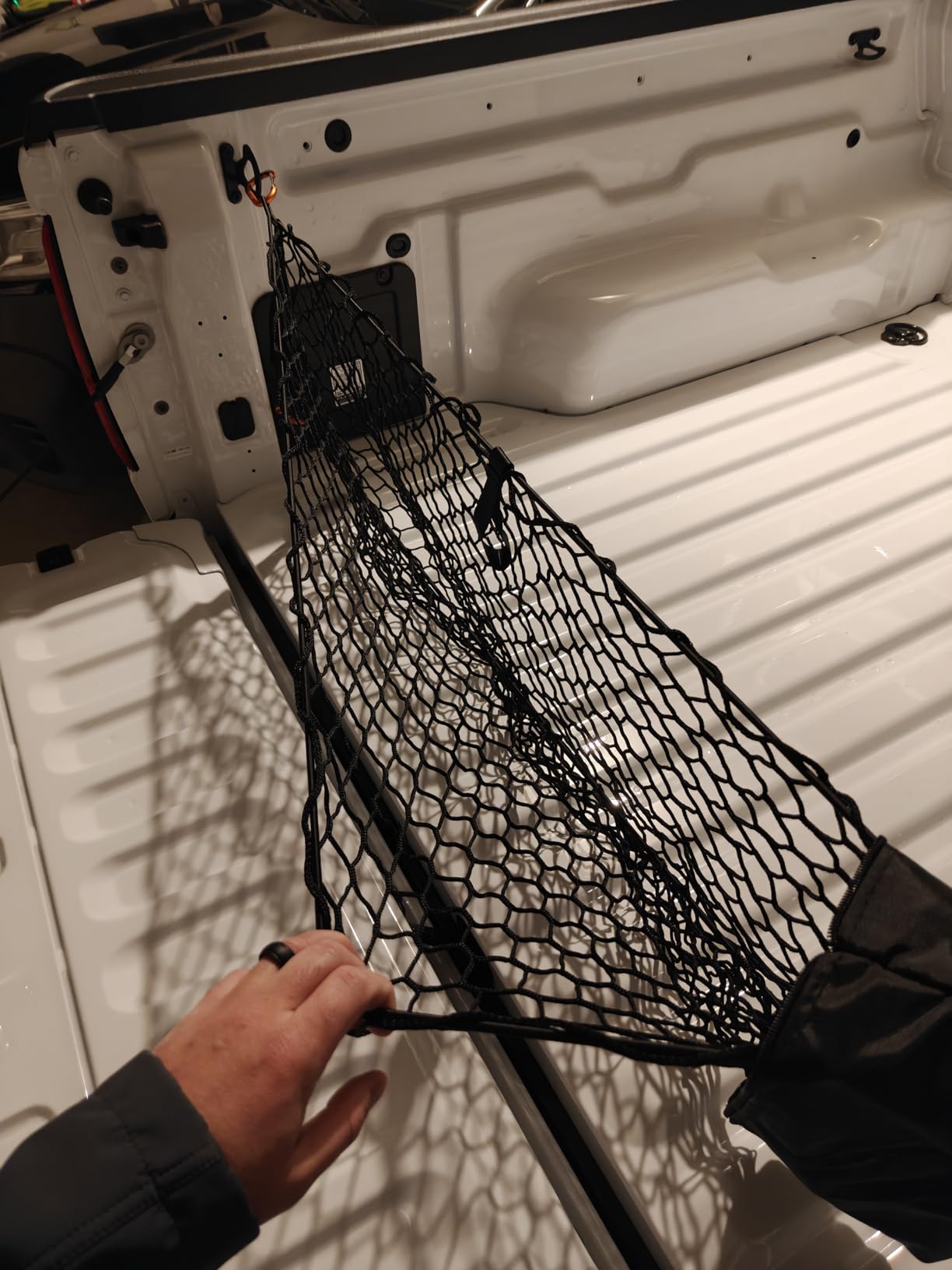 Envelope Cargo Net for Suburban/Tahoe/Yukon XL/Escalade ESV - 2015-Current customer photo 1