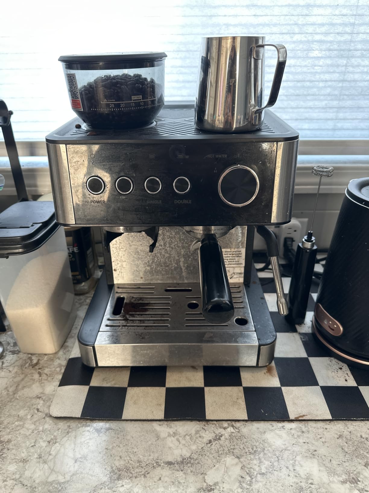 Electactic Espresso Machine 15 Bar with Built-in Anti-Clog Coffee Grinder,Stainless Steel Coffee Maker with 77.8 oz Removable Water Tank for Cappuccino/Latte,Home&Office,Black customer photo 1